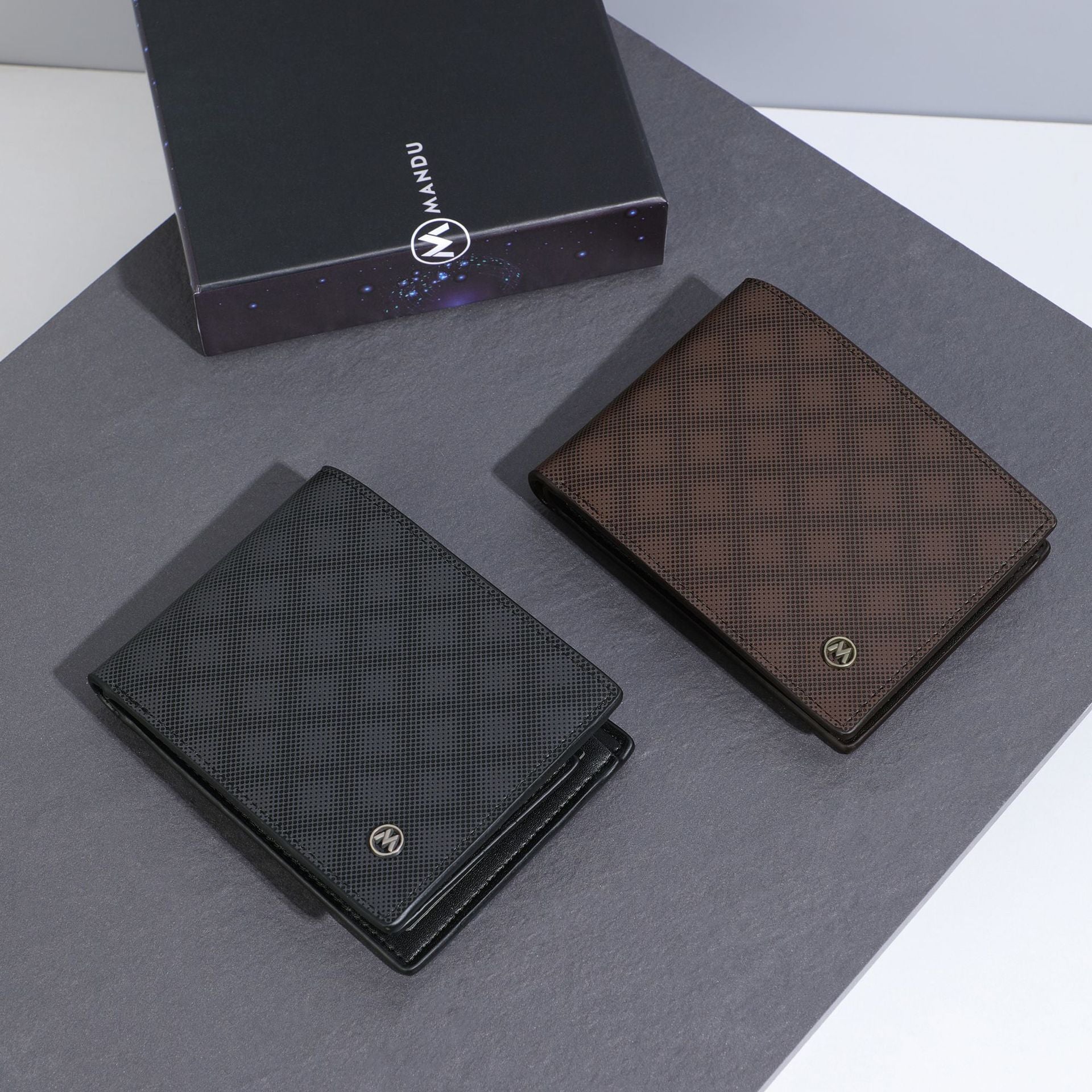 Compact Anti-theft Swiping Multifunctional Zipper Wallet