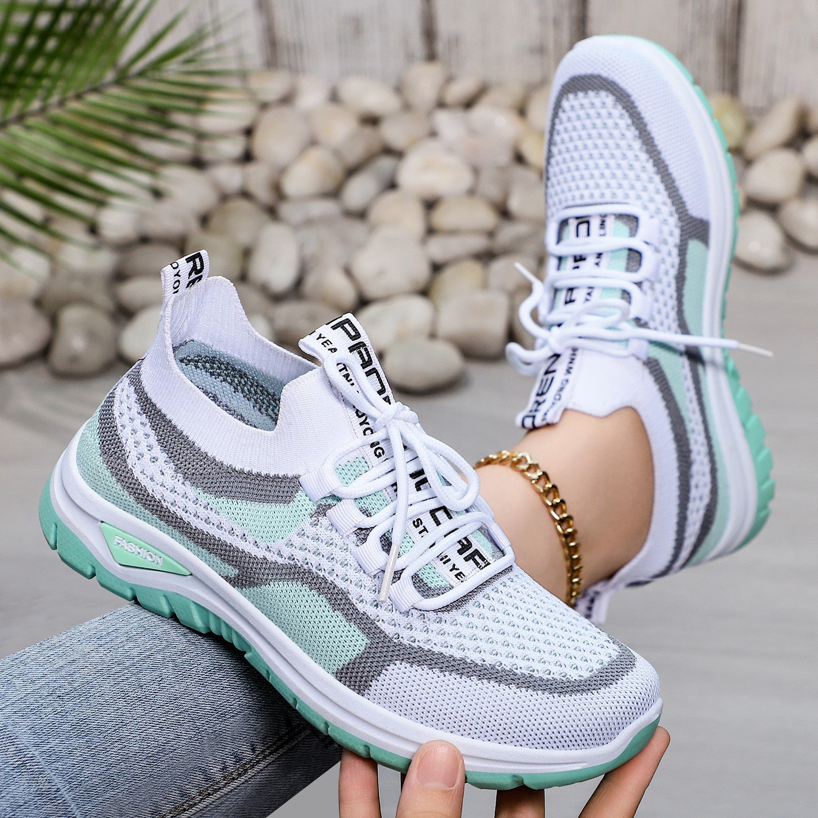 Women's Fly Woven Mesh Low-cut Lightweight Comfortable All-match Casual Shoes