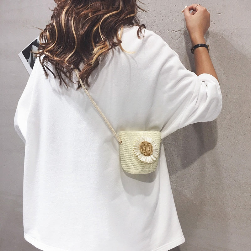 Internet Celebrity Rattan Bucket Bag Beach Vacation Weaving