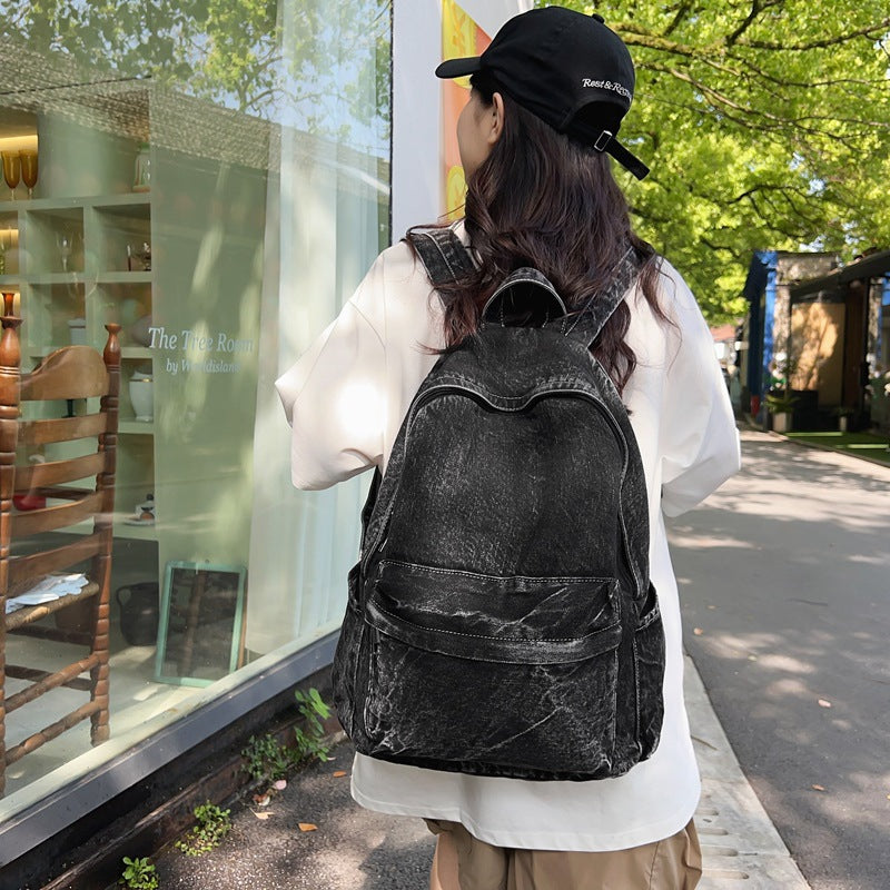Large Capacity Versatile Lightweight Backpack Student Class Schoolbag