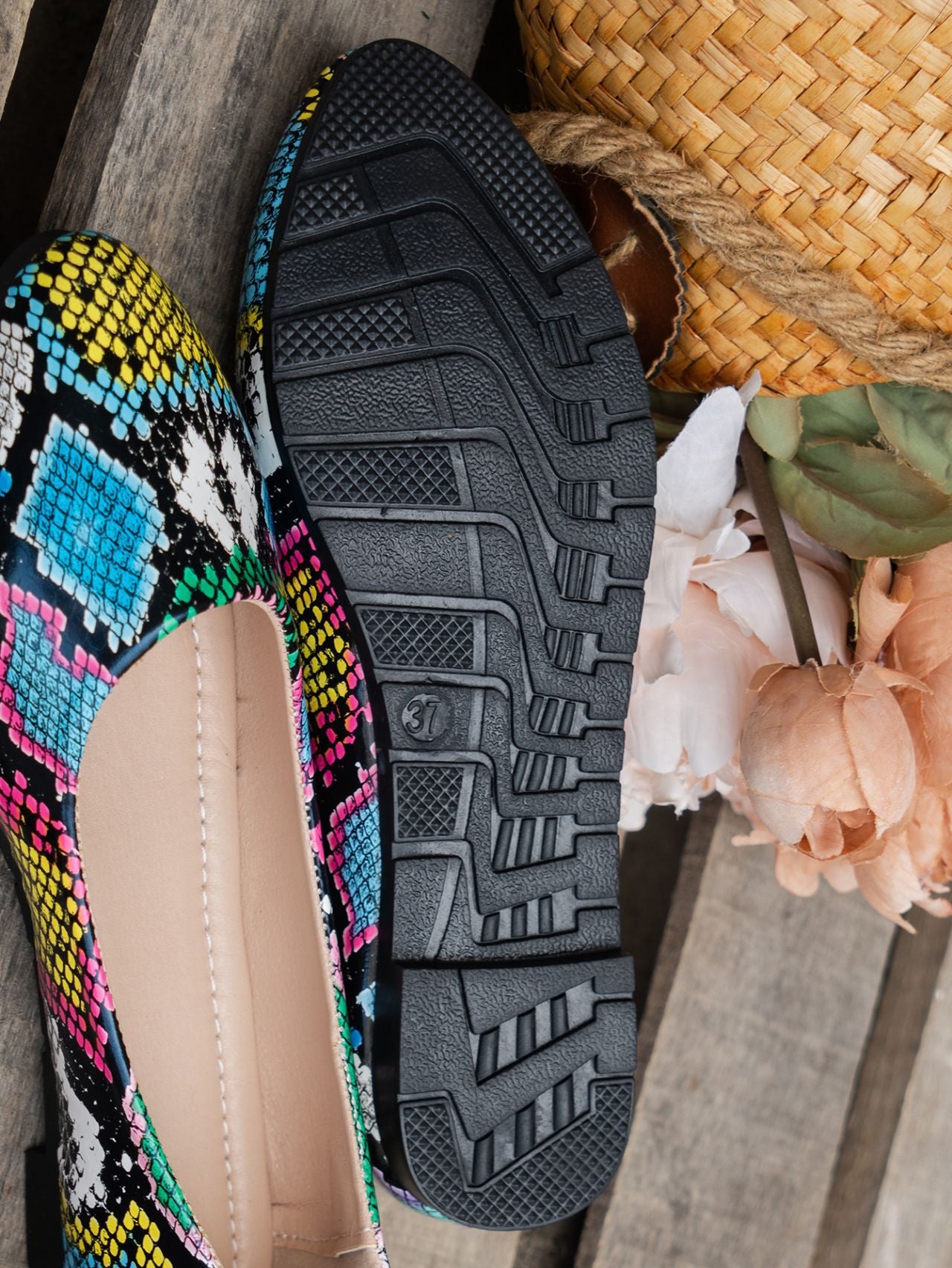 Women's Fashion Casual Flat Pointed Toe Shoes